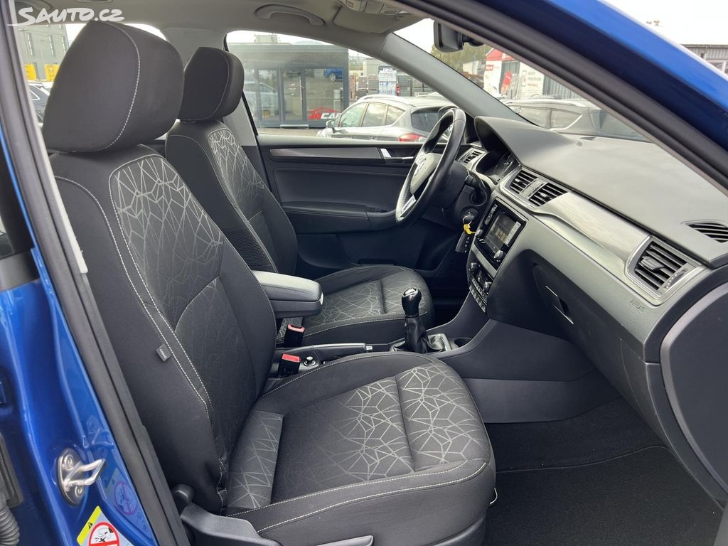 🚗 Škoda Rapid Spaceback Clever 1.0TSi 70kw 2018 - 13