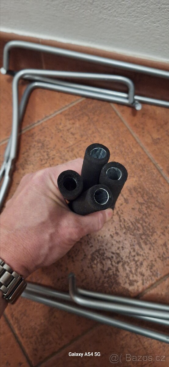 Stojany na reprobedny. - 13