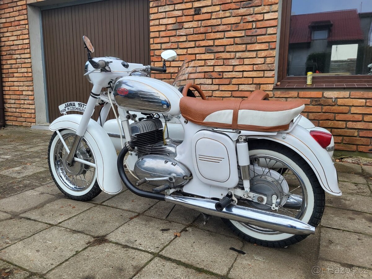 Jawa 350/360 se sidecar Velorex 560 profi renovace - 13