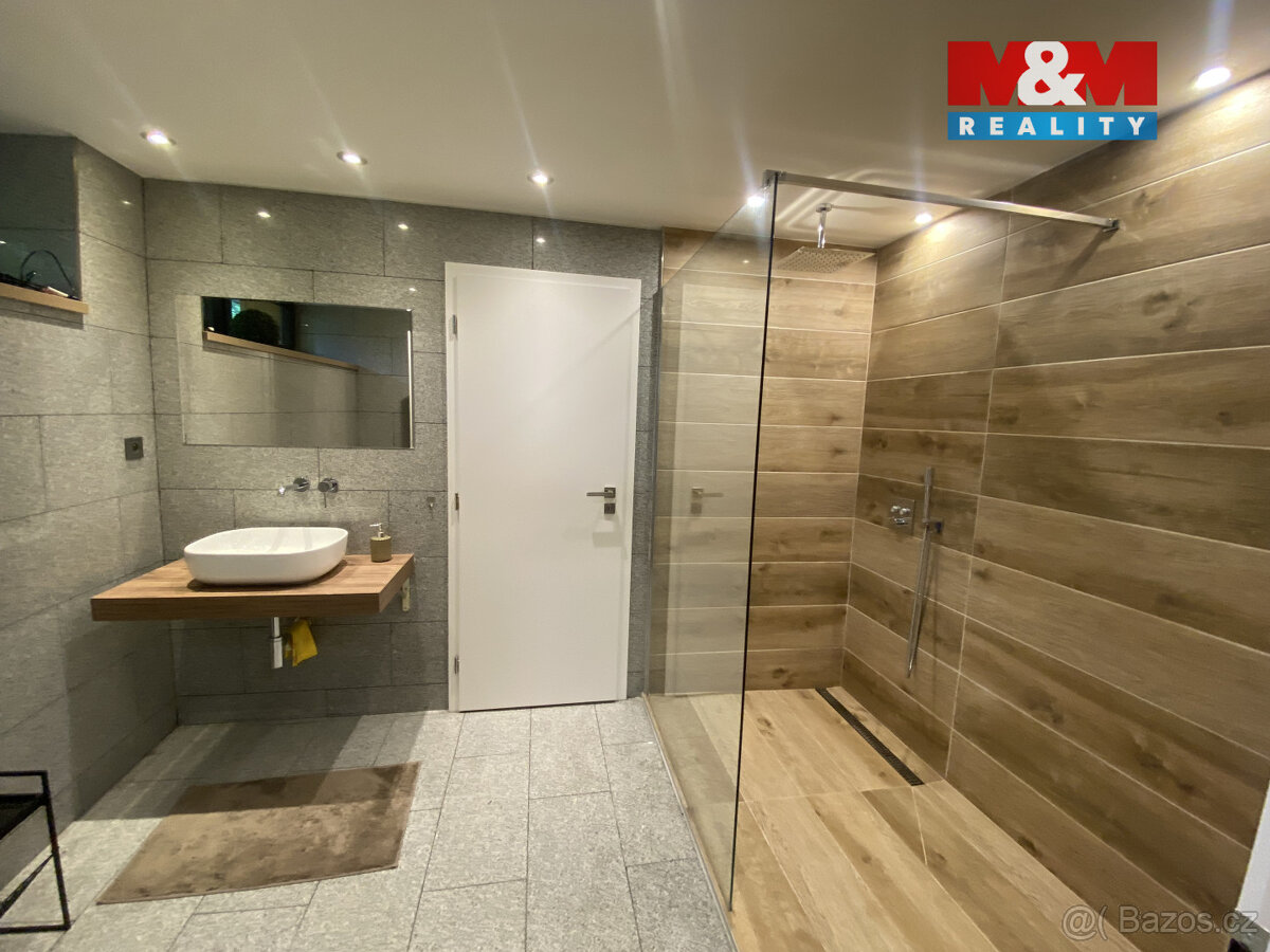 Prodej chalupy s dvěma apartmány 2+kk, Mikulovice - 13