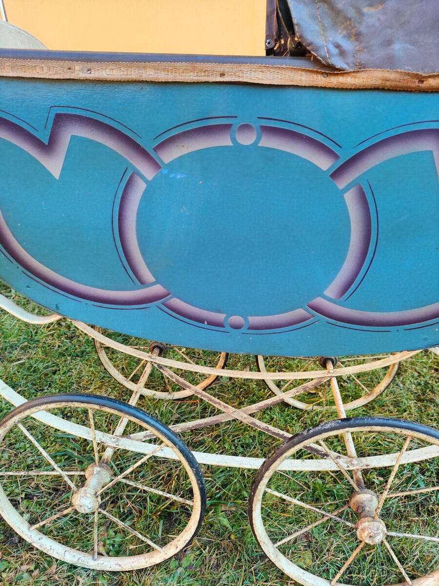 Starožitný kočárek pro panenky PHÖNIX - 13