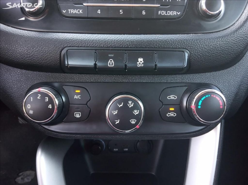 Kia Cee´d 1,4 CRDi 66kW KLIMA ESP - 13