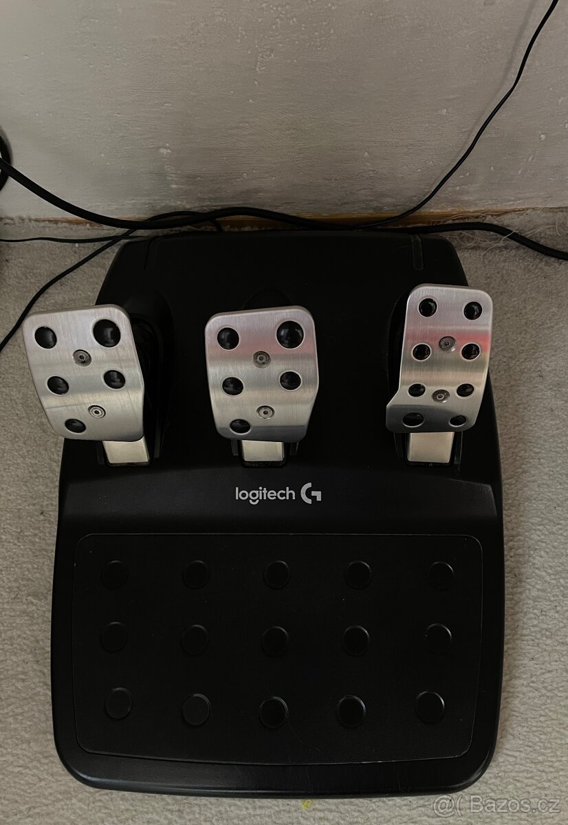 Logitech g920 s řadící pákou - 13