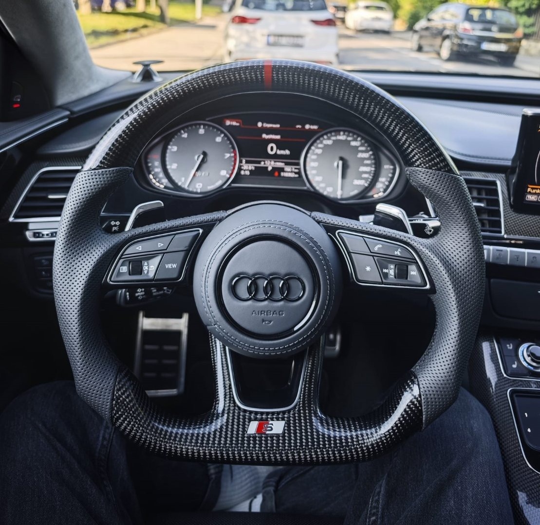 VYHRIEVANY VOLANT AUDI / KARBÓN SPORTOVY ZKOSENY - 13