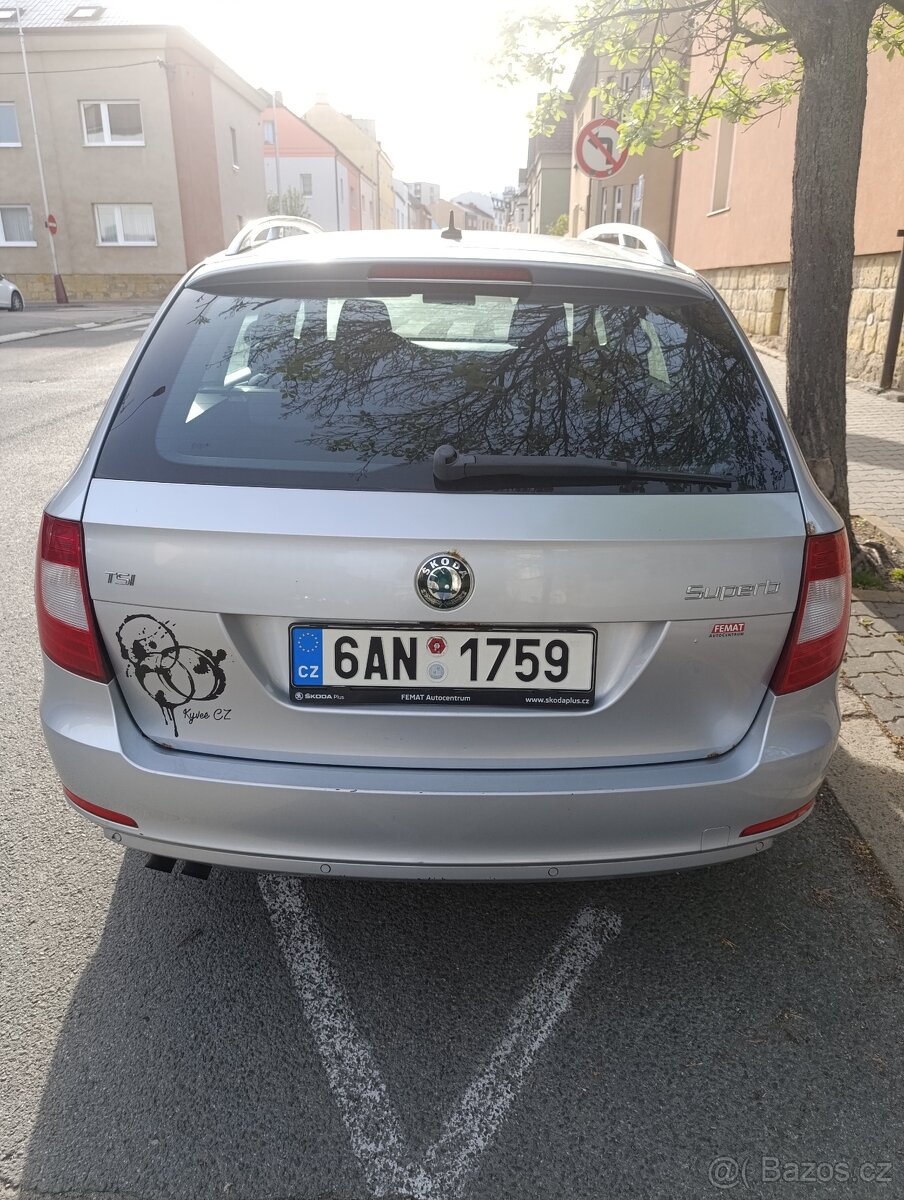 Škoda Superb II Combi - 13