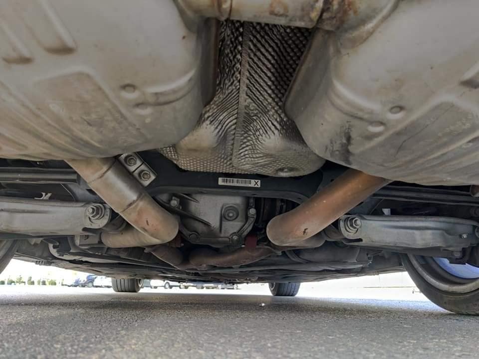 BMW 3 335 is E92 M SPORT limitka N54B30T0 jako M2 a M3 - 13