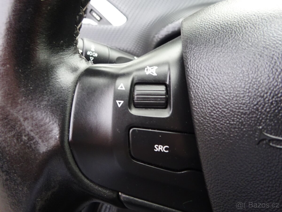 Peugeot 2008 1,2 PURETECH, AUTOMAT,GARANCE KM - 13