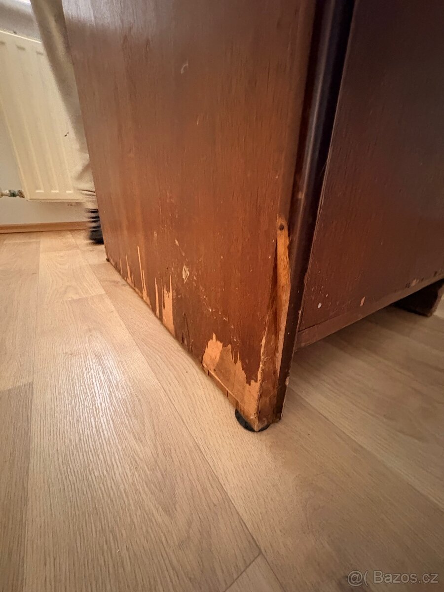 Nechám stůl za odvoz - 13