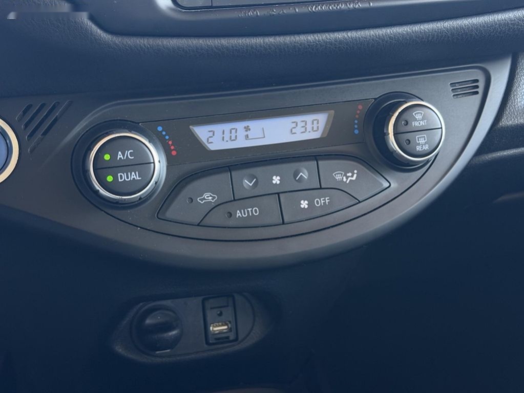 Toyota Yaris,1.5 Hybrid e-CVT Selection Sm - 13