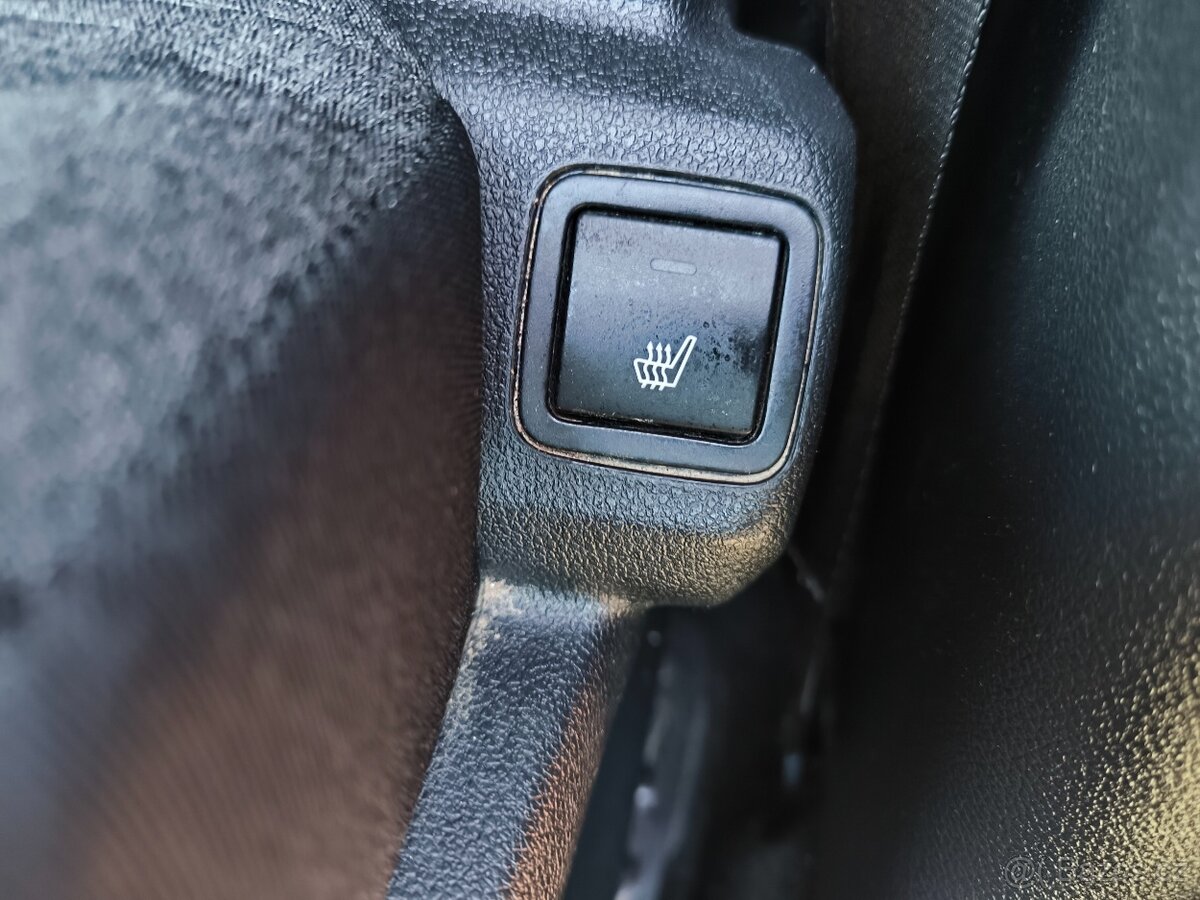 Citroen Berlingo benzín, nehavarované - 13