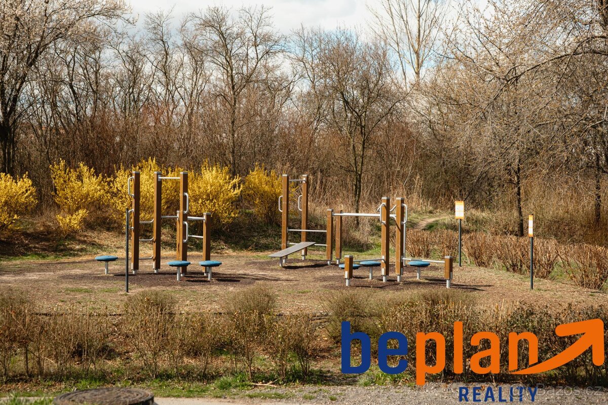 Prodej garáže 16 m Praha - Čakovice| Cena od 420 000 Kč - 13