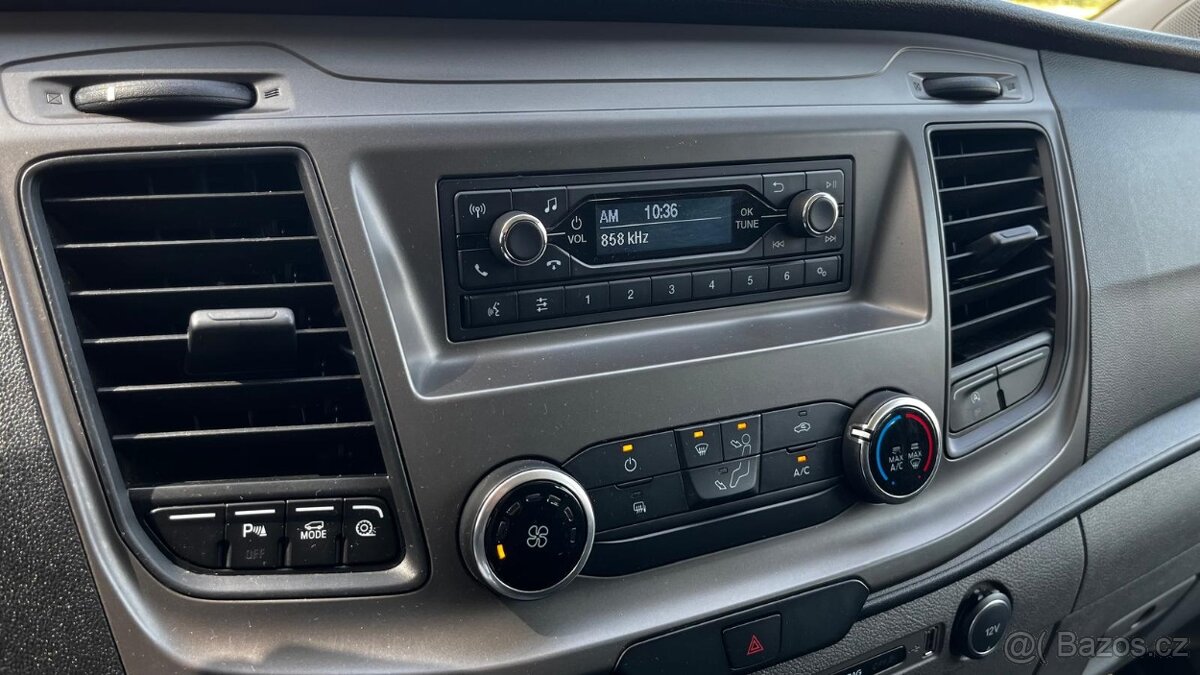 Ford Transit Custom Worker 6 VAN 320 L1 H1 2.0 TDCi - 13