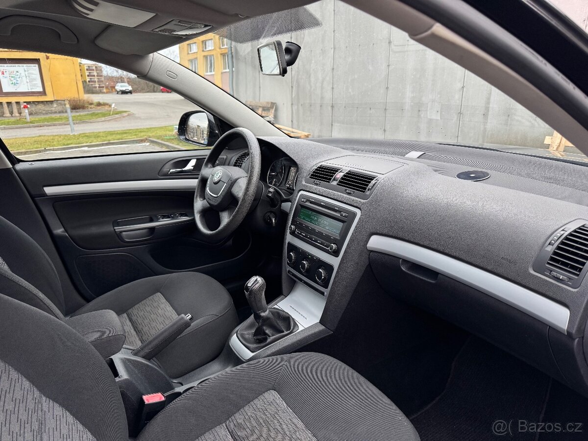 (PRODÁNO) Škoda Octavia 2 1.6 TDI 2012 Combi,Temp,Serviska - 13