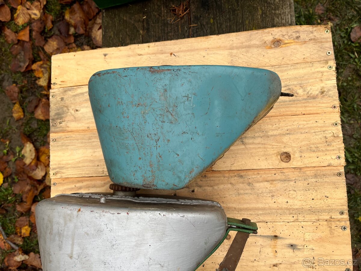 Nádrž jawa pionýr - 13