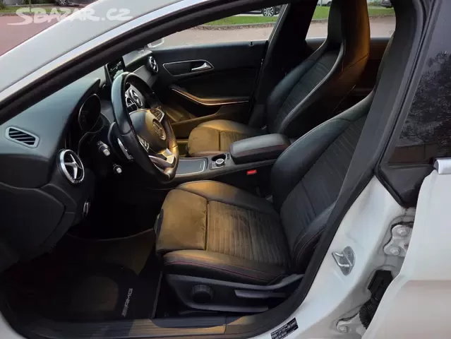 Mercedes CLA AMG,automat,69tis.km,ČR,LED světla - 13
