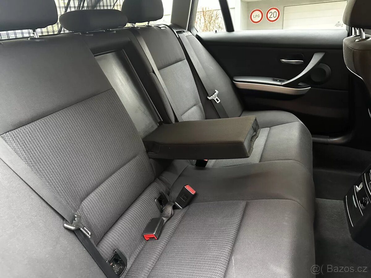 BMW Řada 3 E91 320i 125kW Combi Facelift Tempomat Serviska - 13