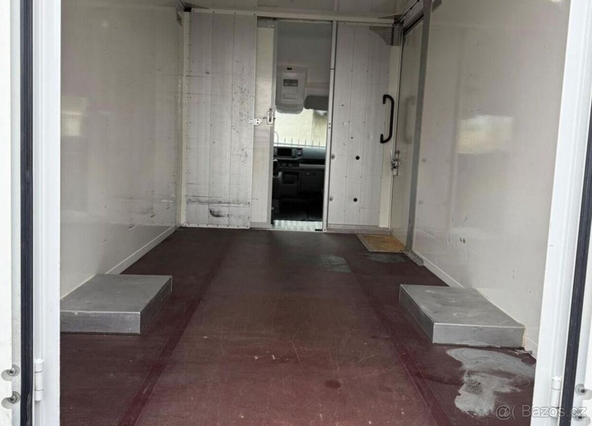 Volkswagen Crafter 2,0TDi MAXI skřín nová STK DPH nafta - 13