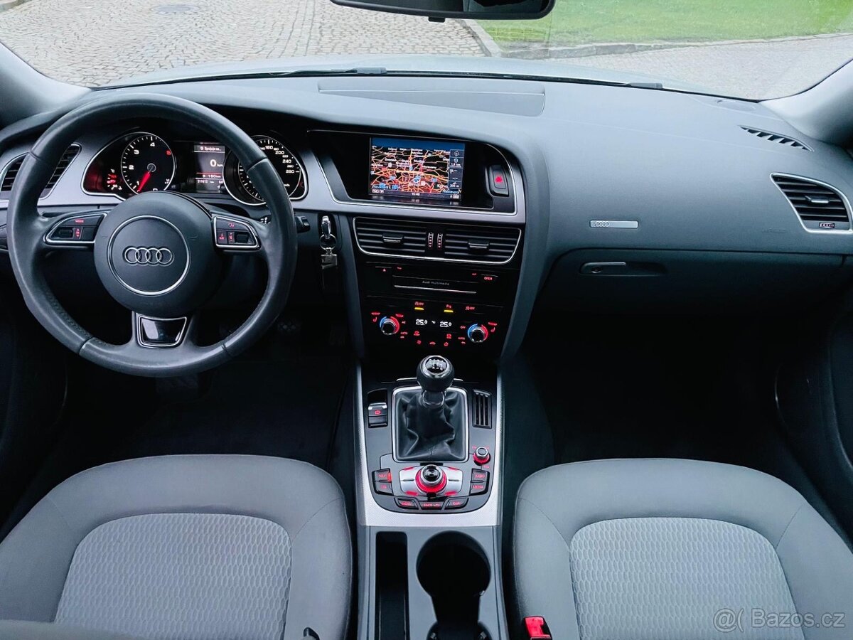 Audi A5 3.0TDI 6V 150KW MANUÁL VYHŘEV SPORTBACK SENZORY Bi X - 13