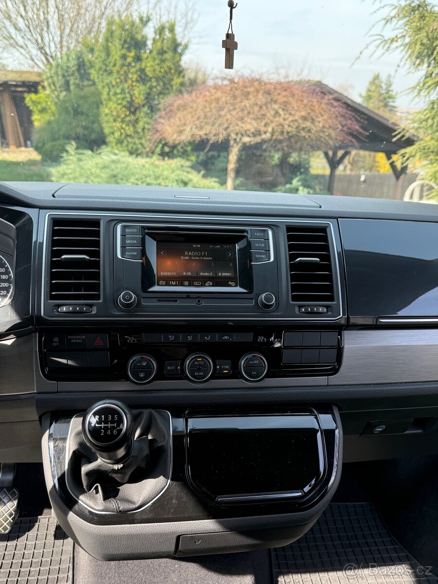 Prodám Multivan T6 2,0 TDI 150kW rv 2015 - 13