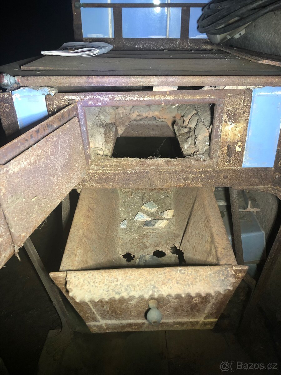 Starožitná Kachlová Kamna - 13