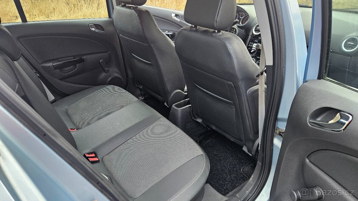 OPEL CORSA 1.4I - 13