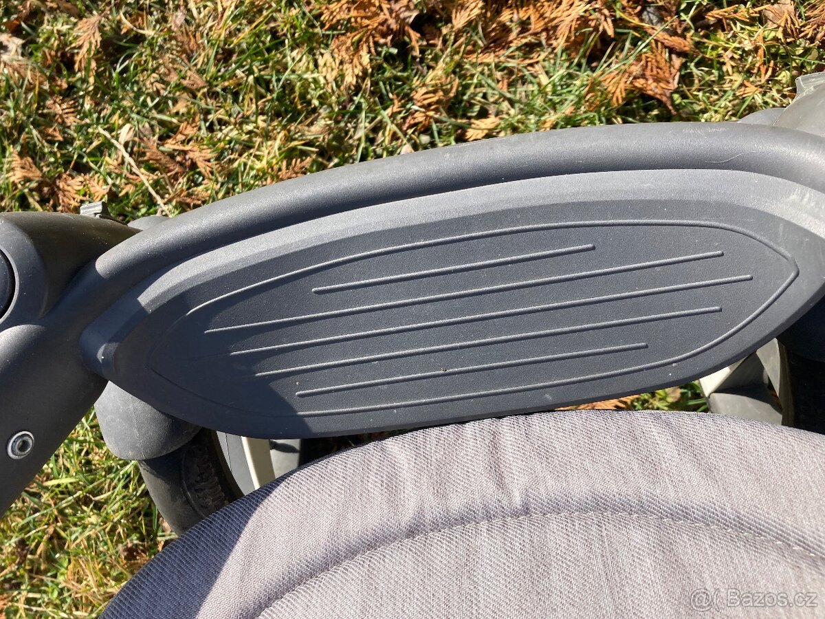 Kočárek dvojkombinace - 13