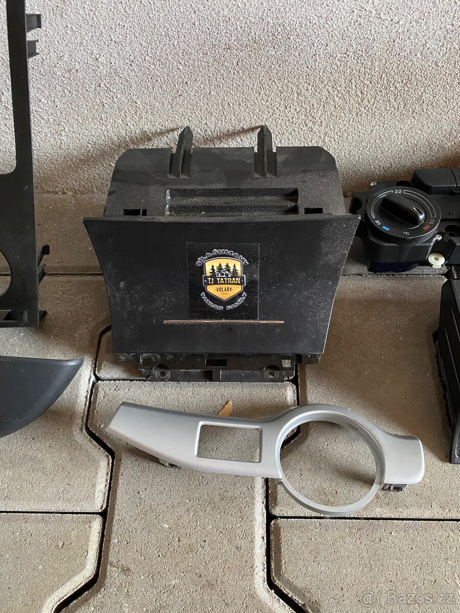 Díly na Octavie - 13