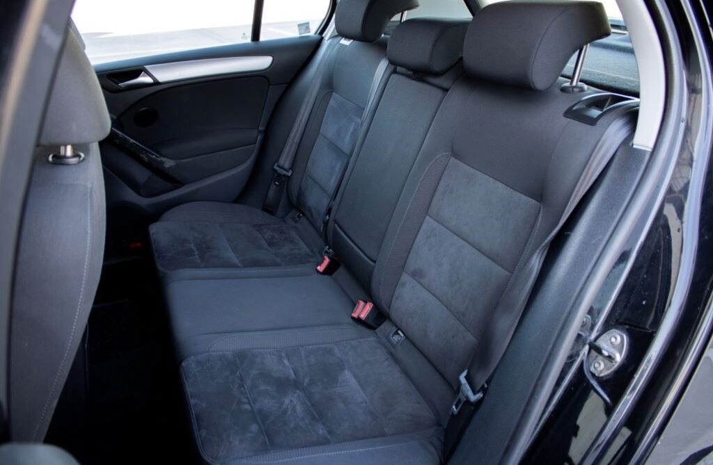 Volkswagen Golf 1.6 TDI, 77kW, M5 - 13