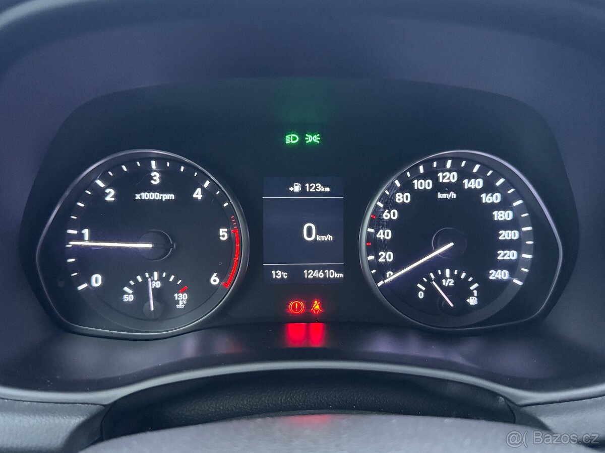 Hyundai i30 Fastback 1.6 CRDi (100 kW) – 1 majitel - 13