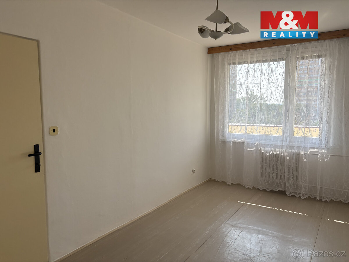 Pronájem bytu 3+1, 75 m², Hradec Králové, ul. Hrubínova - 13