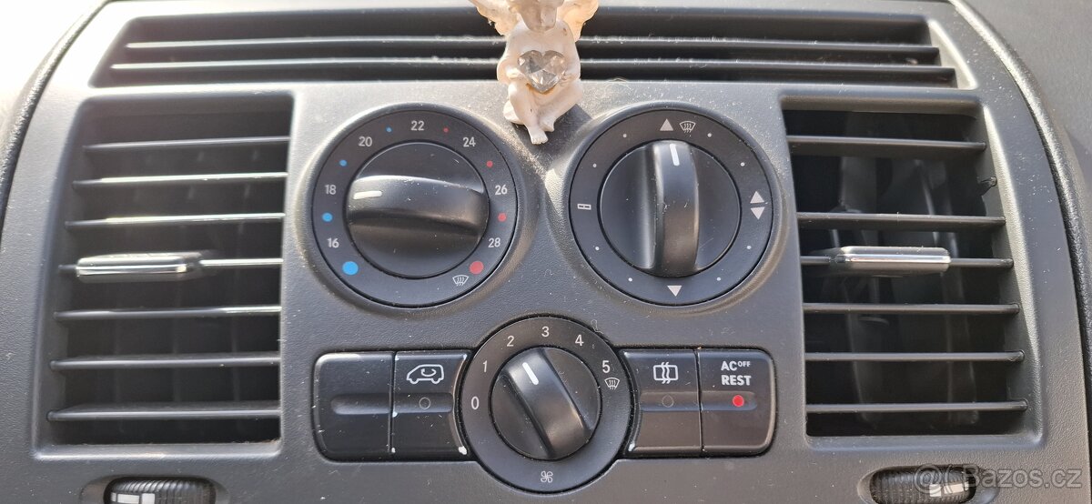 Mercedes-Benz Vito 109 CDI KA/L pohřební vůz-DPH - 13