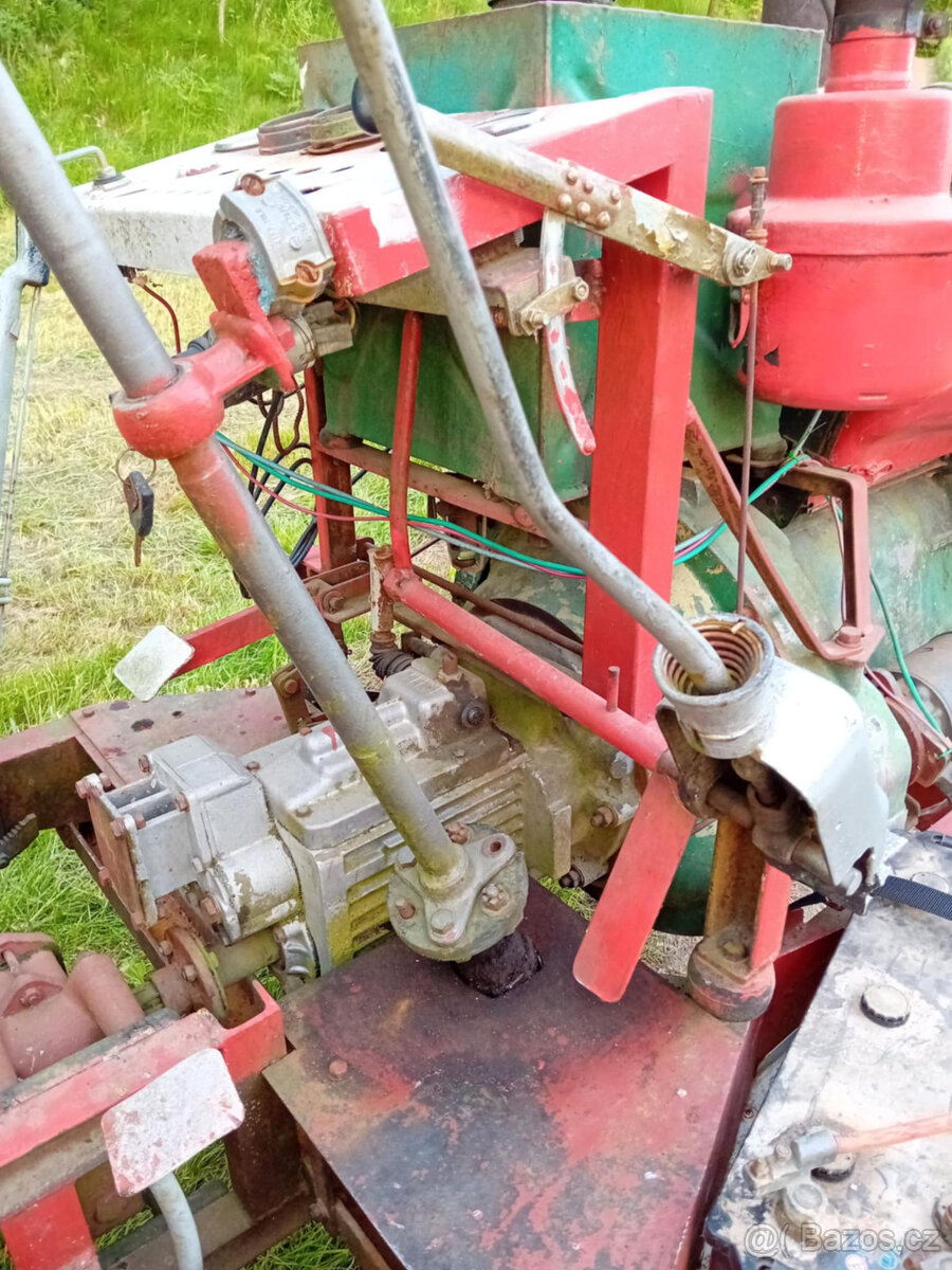 Malotraktor Fréza Diesel 2vál - 13