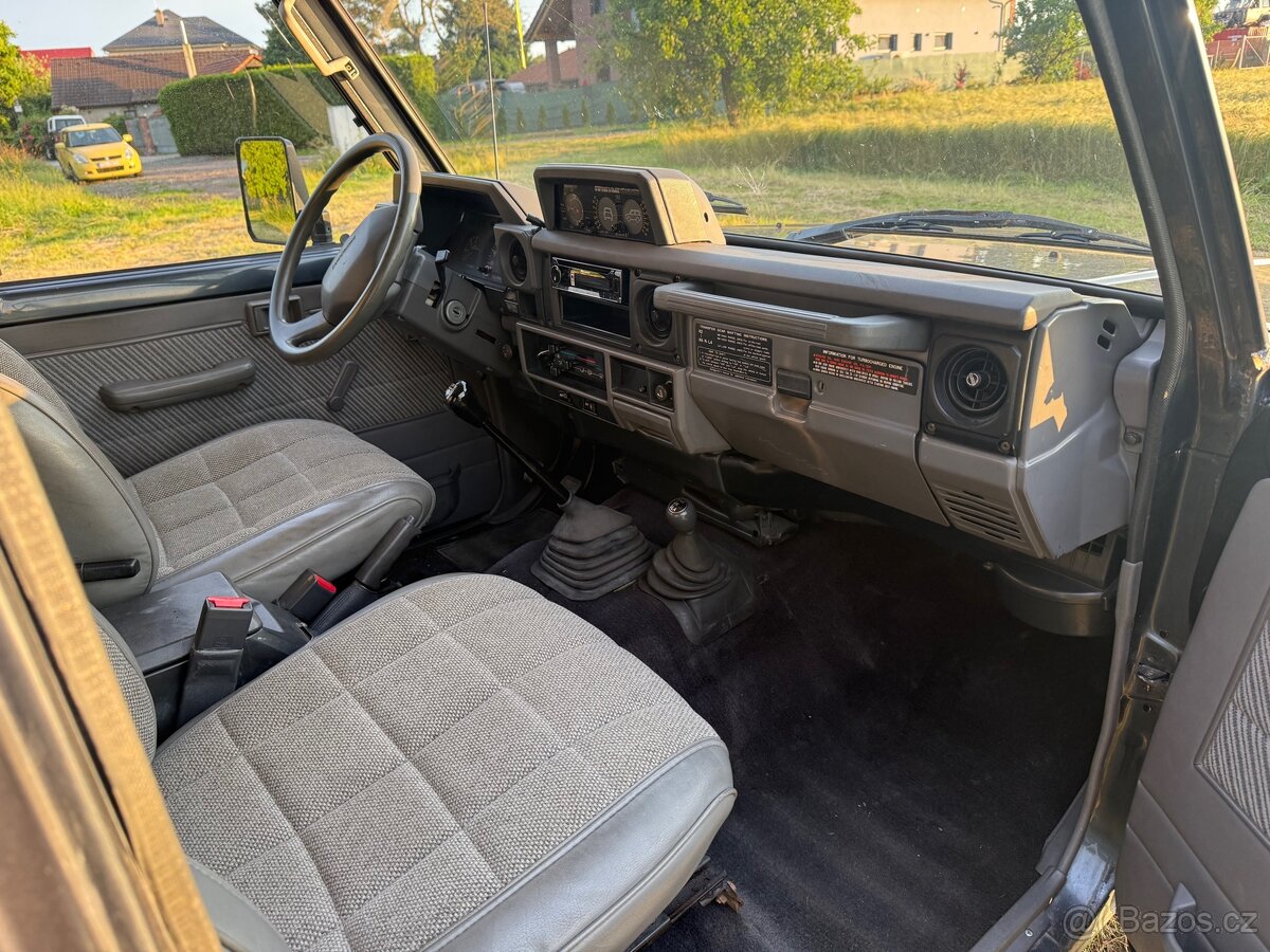 Toyota Land Cruiser 70 3.0 TD - Nová cena - 13