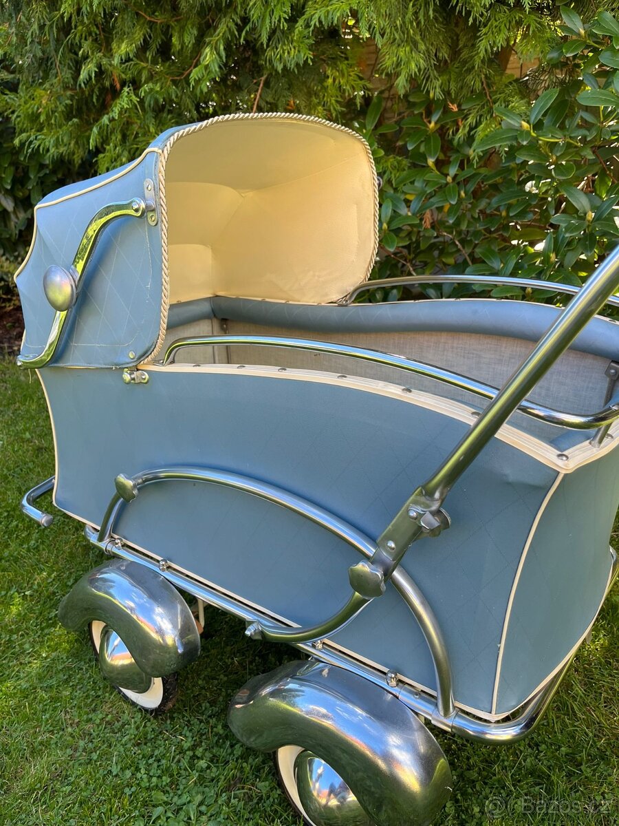 Retro kočárek pro miminko Hecker - 13