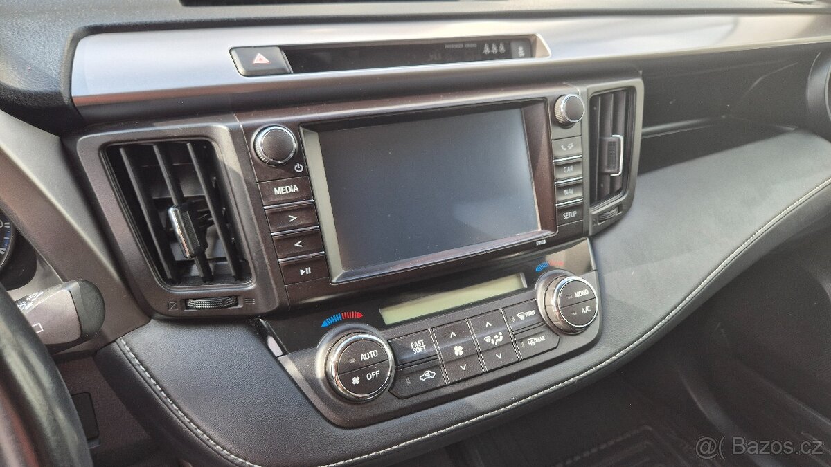 Toyota Rav4 2,0i 4x4 08/2016 - 13