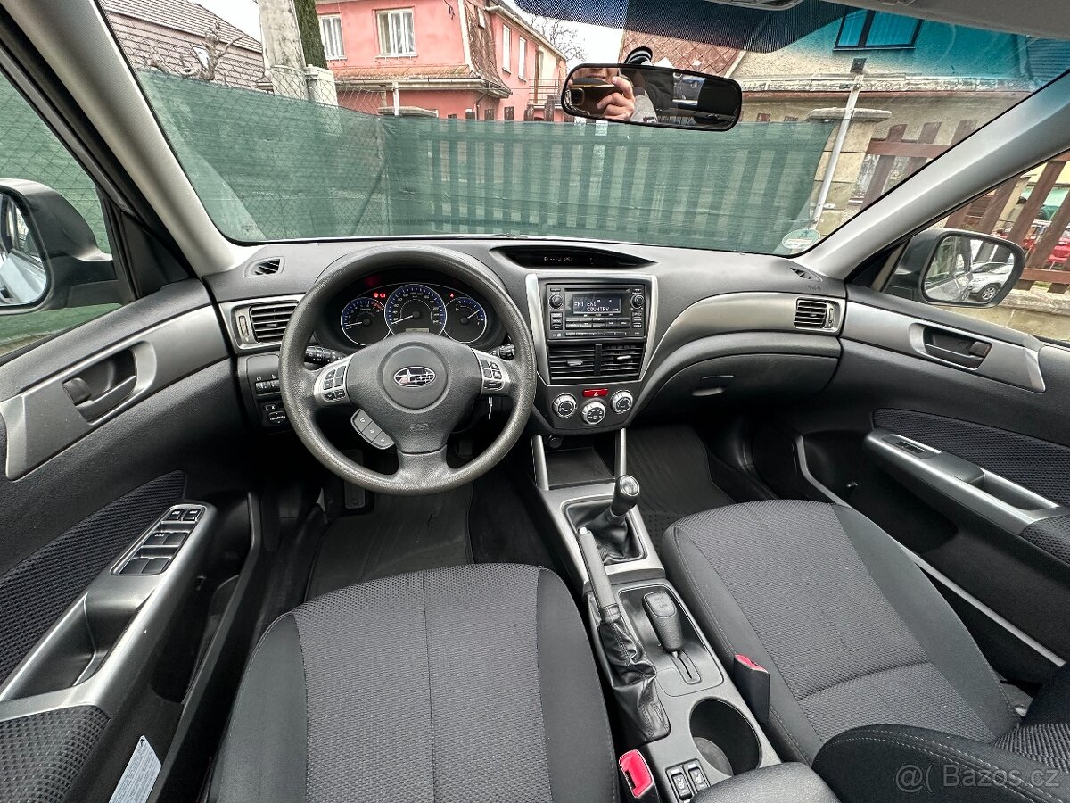 Subaru Forester 2.0 110kW 2013 139314km Trend TAŽNÉ - 13