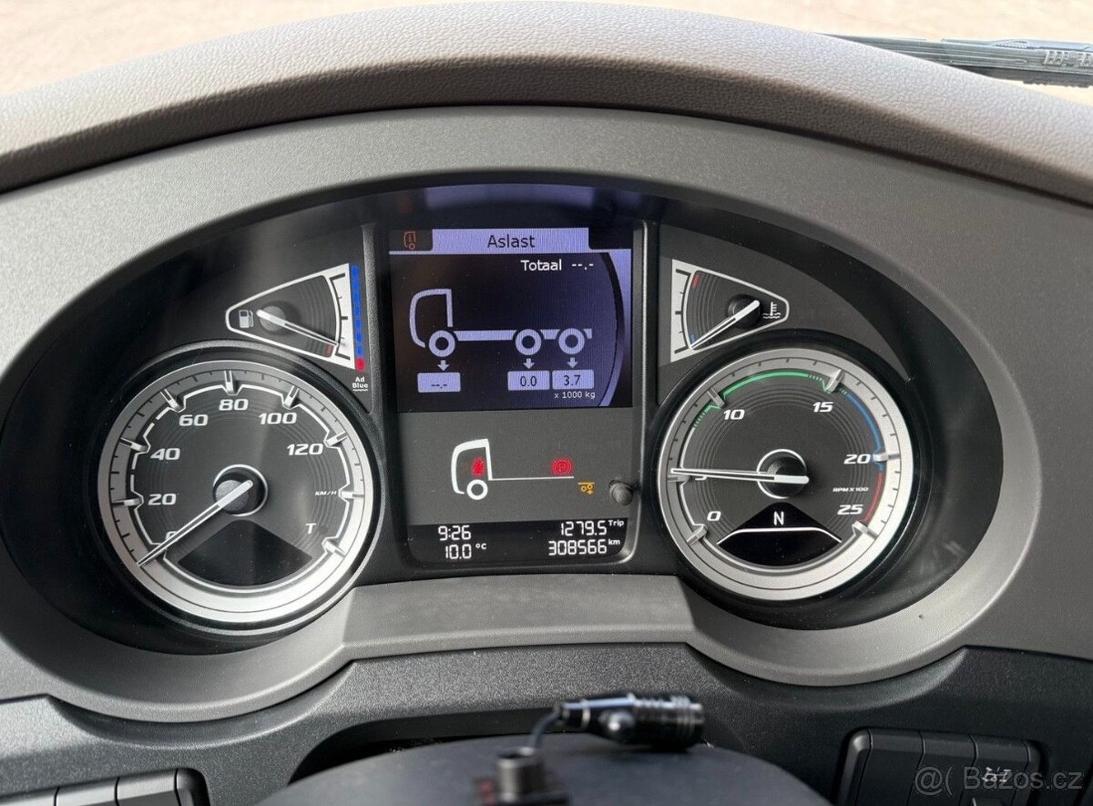 Tahač DAF XF 480 6x2 - 13