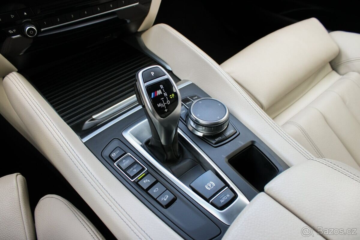 BMW X6 xDrive M50d A/T - 13