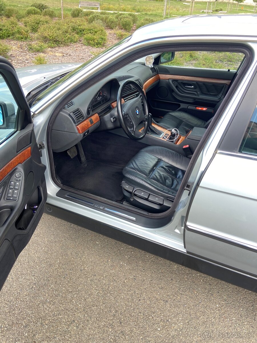 Bmw e38 728i - 13