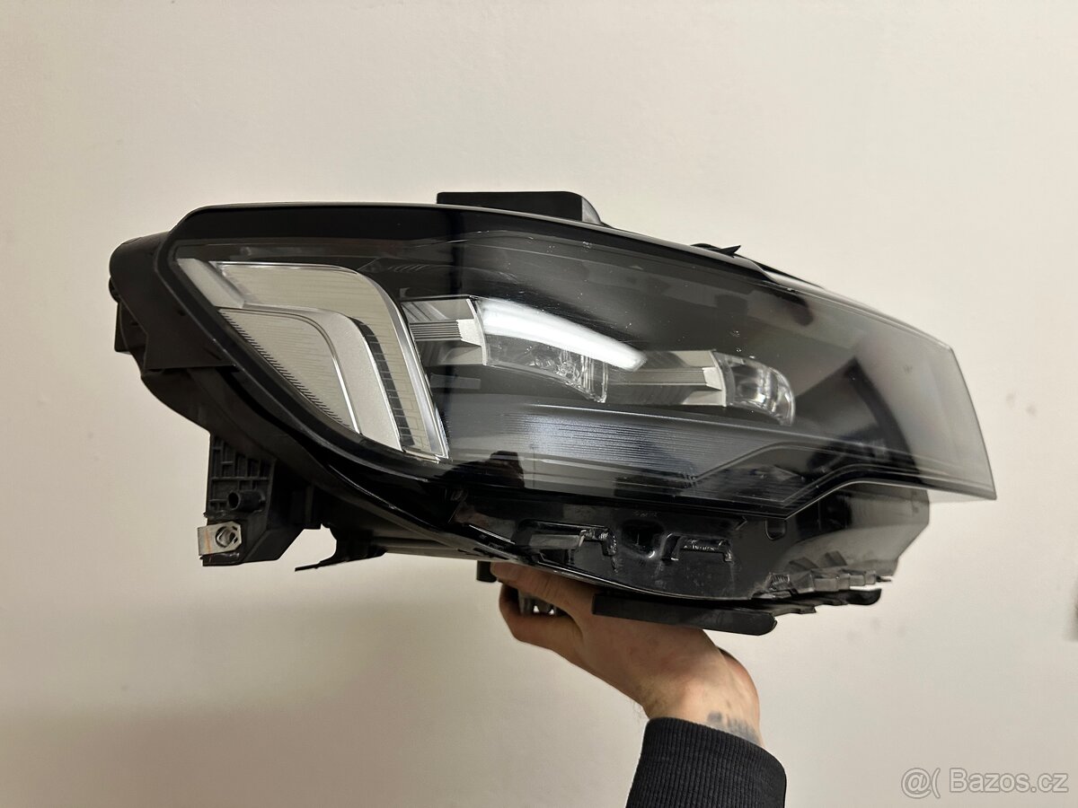 Cadillac Escalade světla - 13