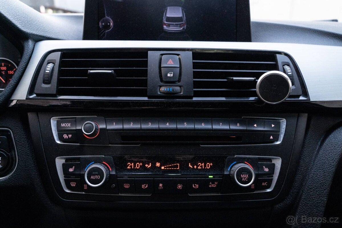 BMW Rad 3 Touring 330d - 13