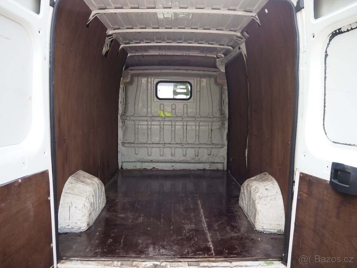 Peugeot Boxer 3.0 HDI el. okna + tažné zařízení - 13