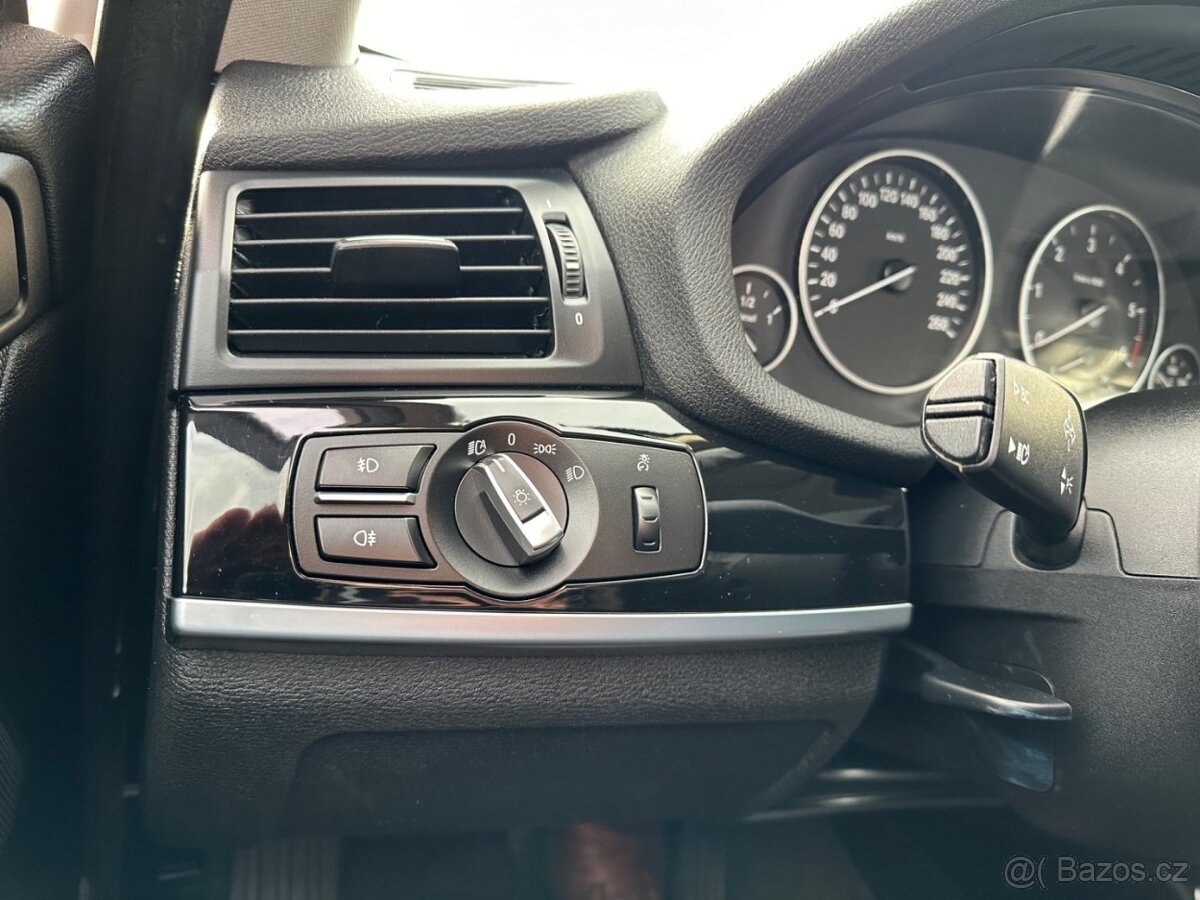 BMW X3 xDrive20d, ČR, TOP STAV - 13