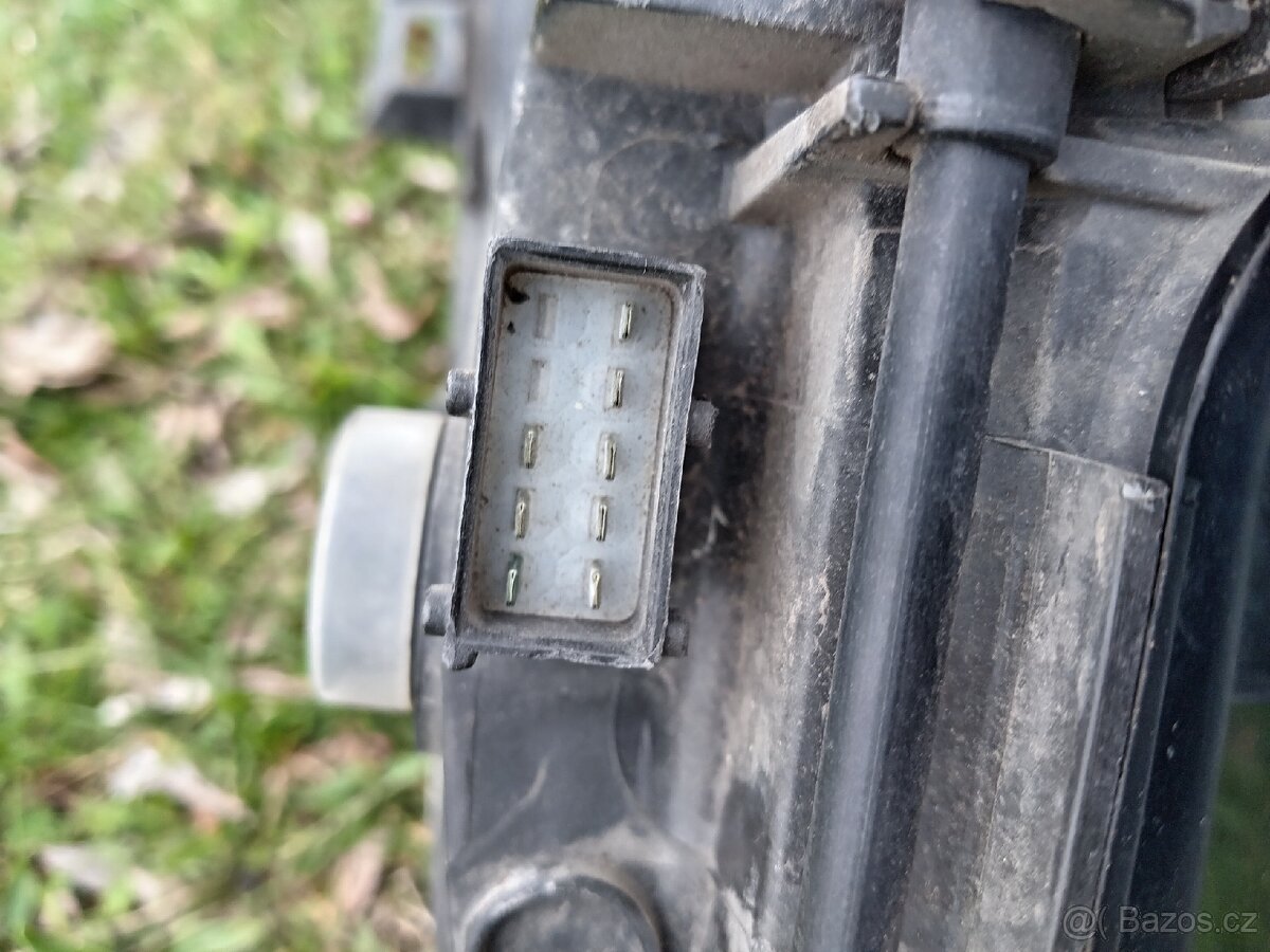 Přední pravé světlo Opel Corsa D - 13