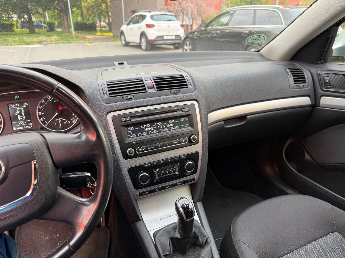 Škoda Octavia 2 1.6 TDI - 13