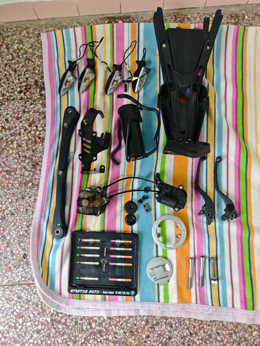 BMW r ninet urban g/s - 13