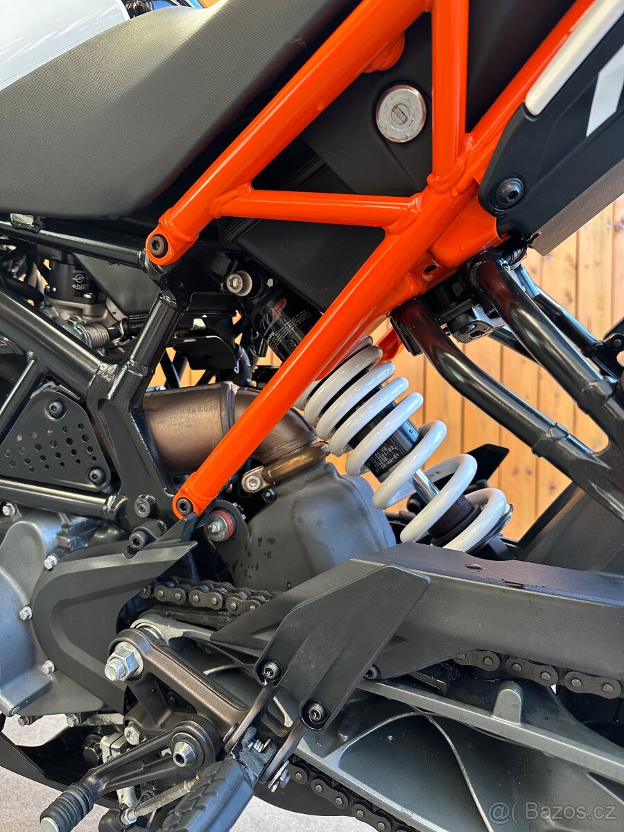 Ktm duke 125 2018 - 13