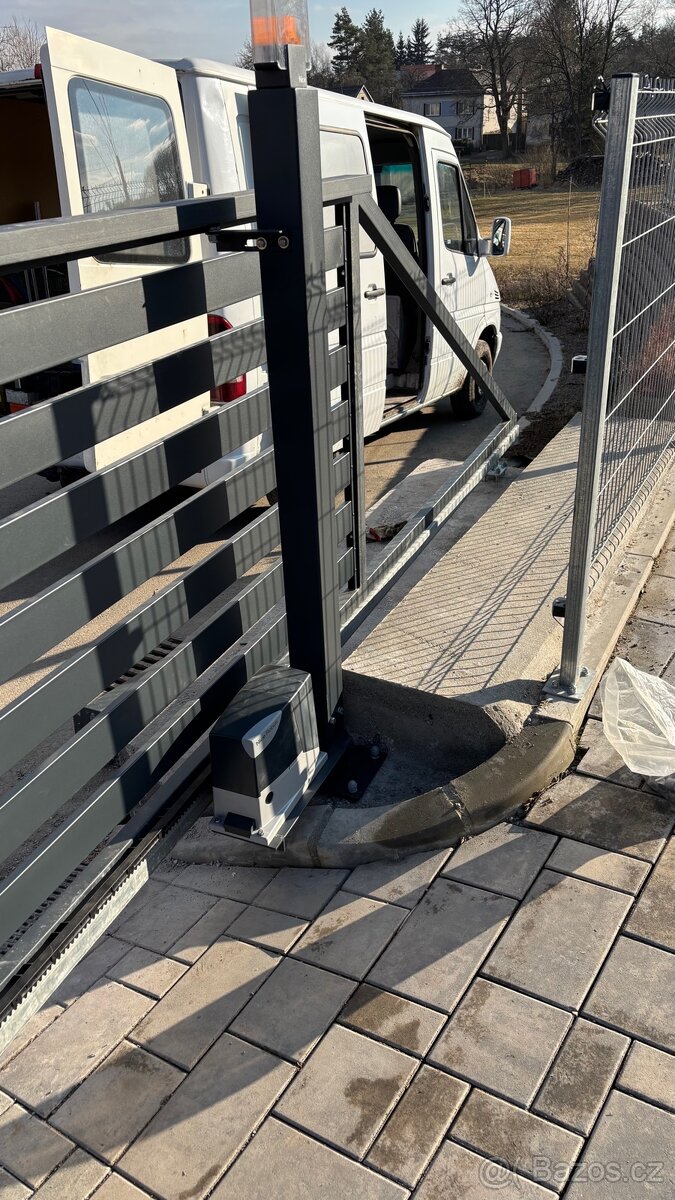 Ocelove konstrukce vrata - 13