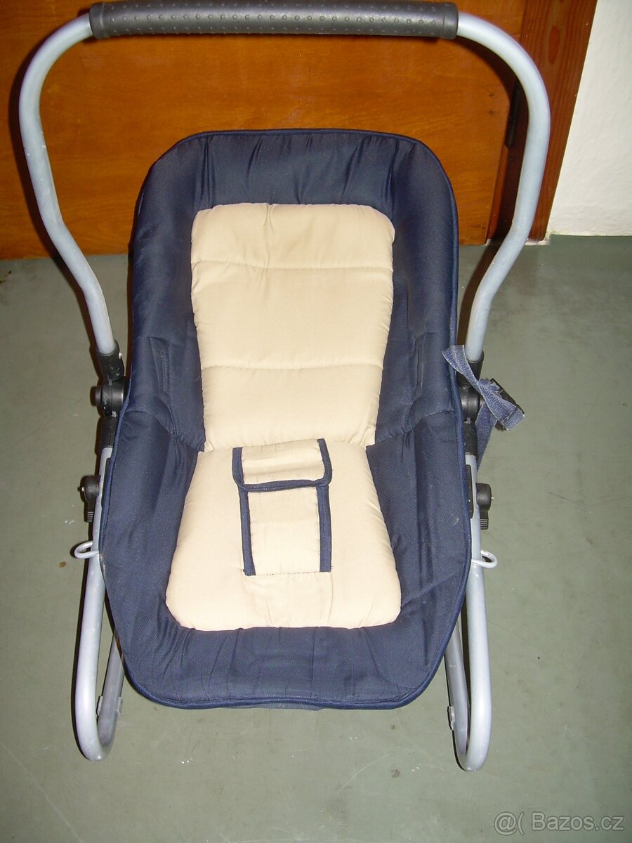 fusak, houpačka pokojová, vanička, schůdek, kočár - 13