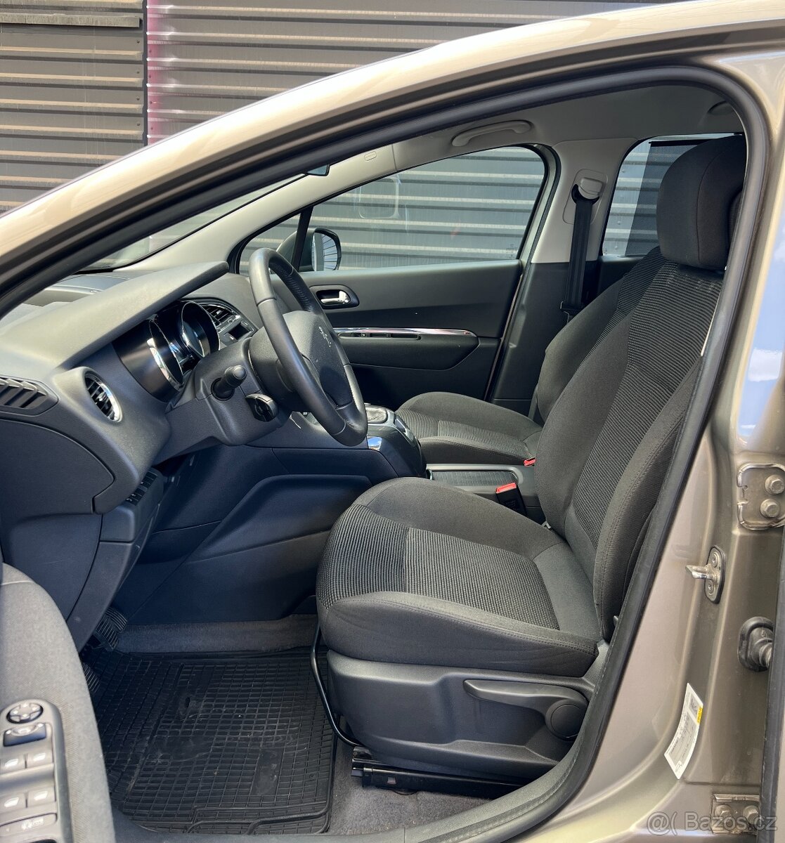 Peugeot 5008, 1.6 HDI, KLIMA, TEMPOMAT - 13